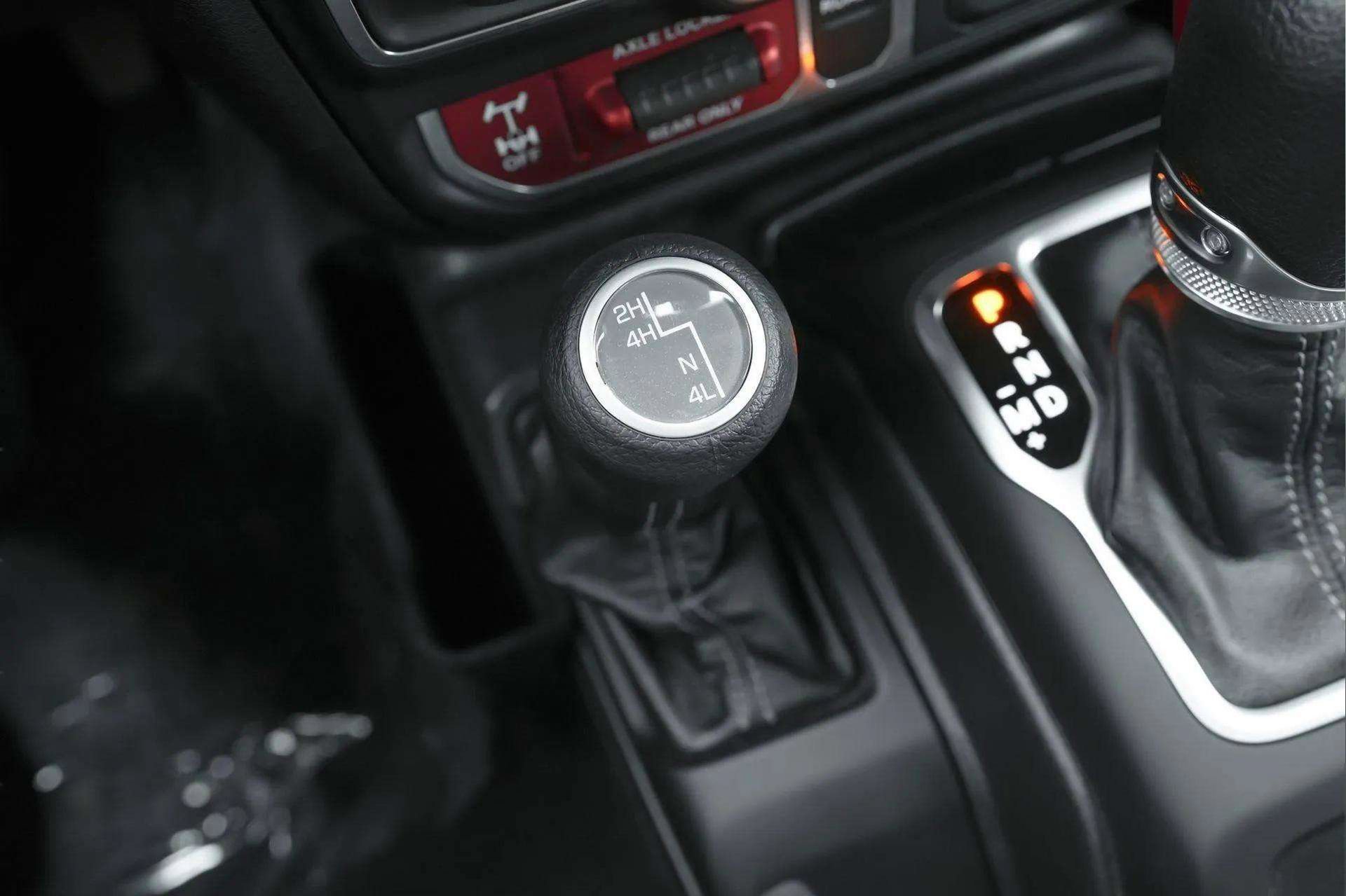 Used 2024 Jeep Wrangler Willys image 21