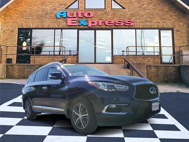 Used 2019 INFINITI QX60 Luxe w/ Essential Package