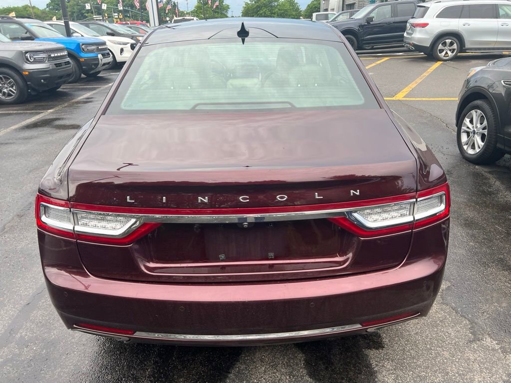 Used 2019 Lincoln Continental Select w/ Continental Climate Package AWD/4WD image 7