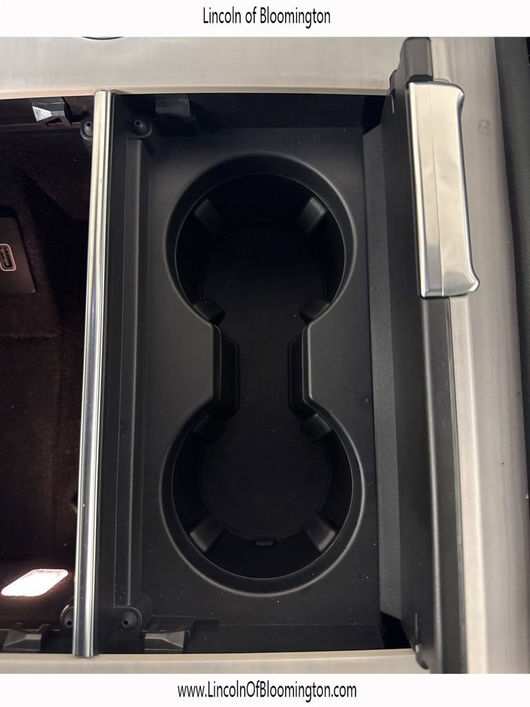 New 2025 Lincoln Navigator L Reserve w/ Jet Appearance Package image 50