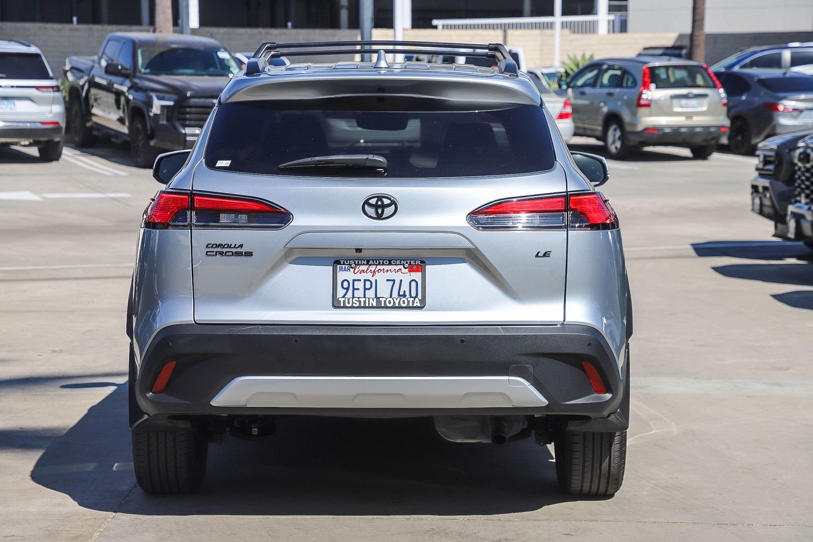 Certified 2023 Toyota Corolla Cross XLE w/ Black Badges Package (TMS) FWD image 7