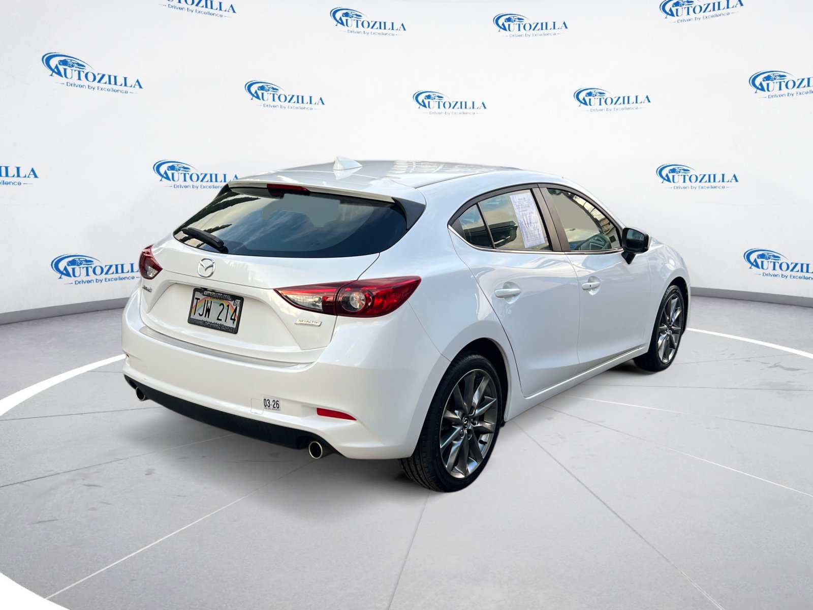 Used 2018 MAZDA MAZDA3 Touring image 5