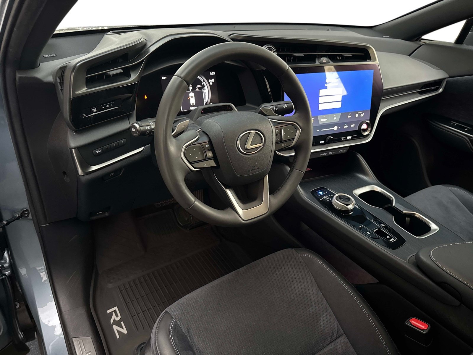 Certified 2023 Lexus RZ 450e Premium w/ Accessory Package (2T) AWD/4WD image 23