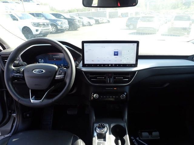 Used 2023 Ford Escape Platinum image 21