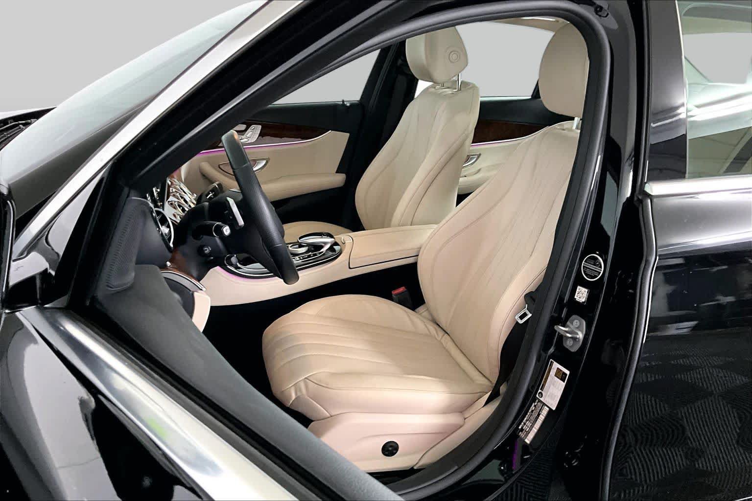 Certified 2018 Mercedes-Benz E 300 4MATIC image 9