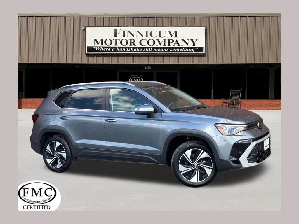 Used 2025 Volkswagen Taos SE