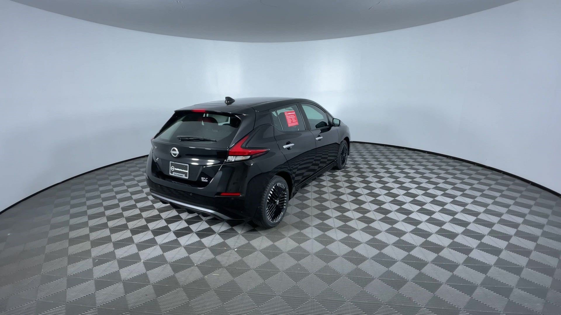 Certified 2025 Nissan Leaf SV Plus FWD image 8