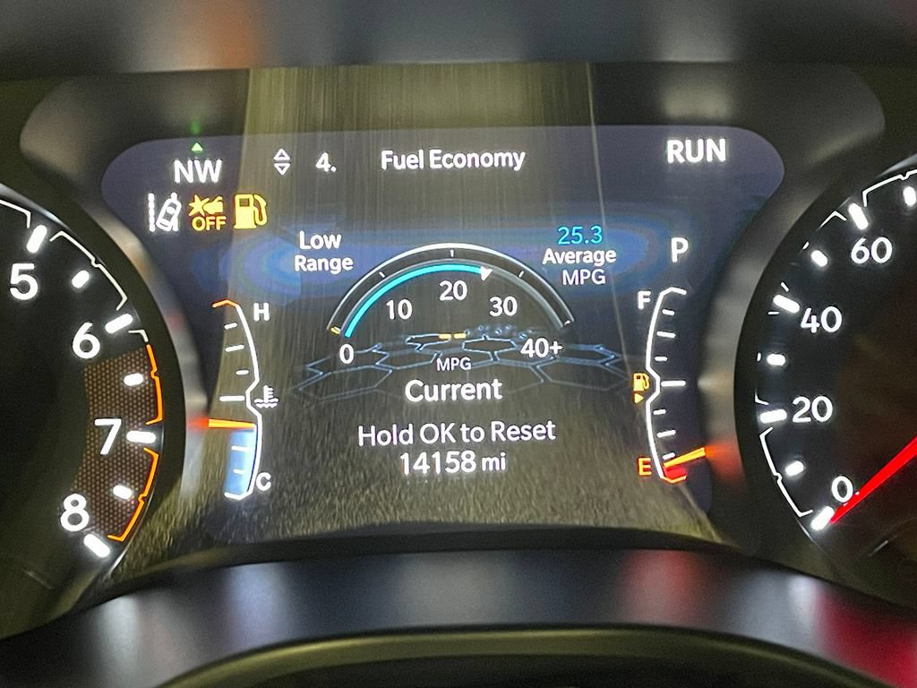 Used 2026 Jeep Compass Limited AWD/4WD image 28