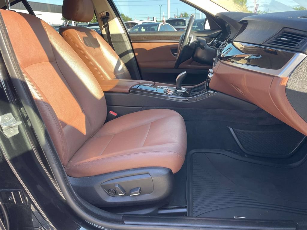 Used 2016 BMW 528i xDrive Sedan AWD/4WD image 9