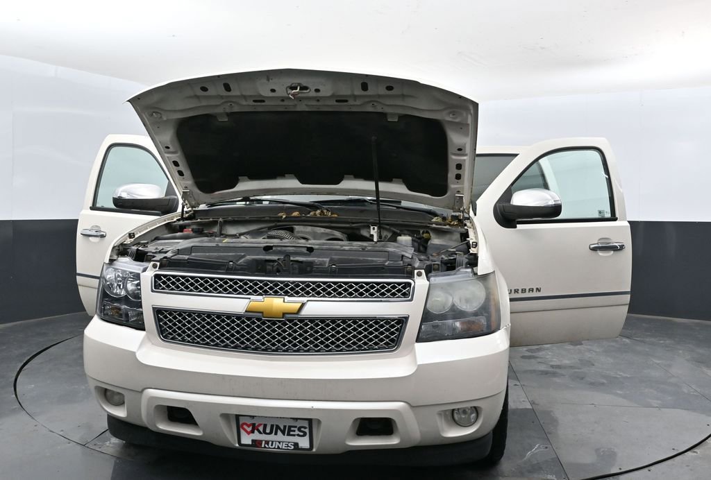 Used 2010 Chevrolet Suburban LTZ image 54