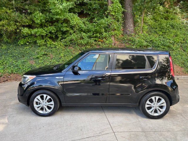 Used 2015 Kia Soul + FWD image 15