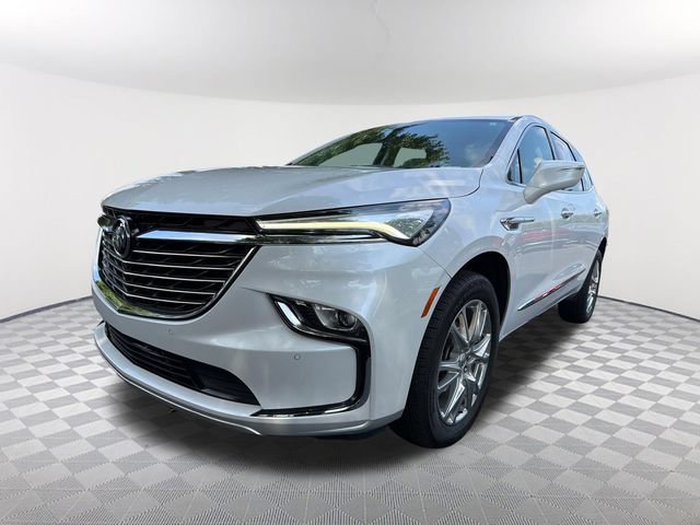 Used 2024 Buick Enclave Essence w/ Experience Buick Package FWD image 1