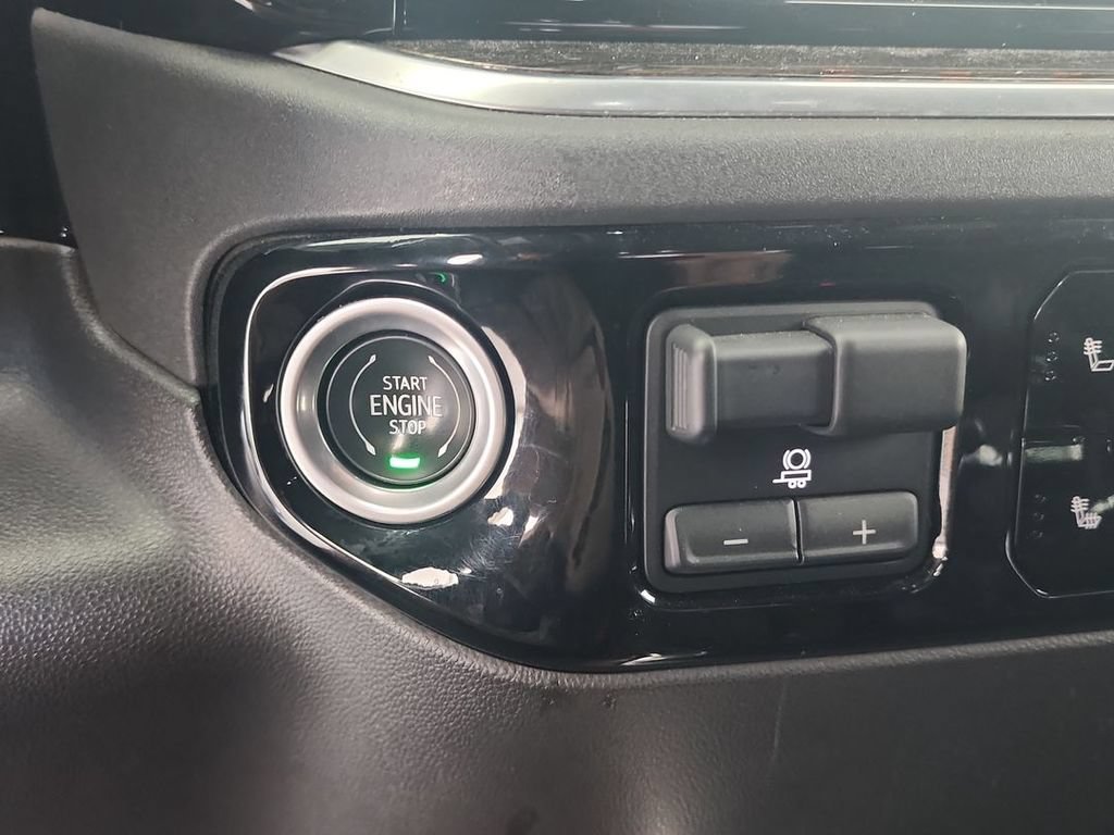 Certified 2022 Chevrolet Silverado 1500 LT Trail Boss w/ Convenience Package II AWD/4WD image 17