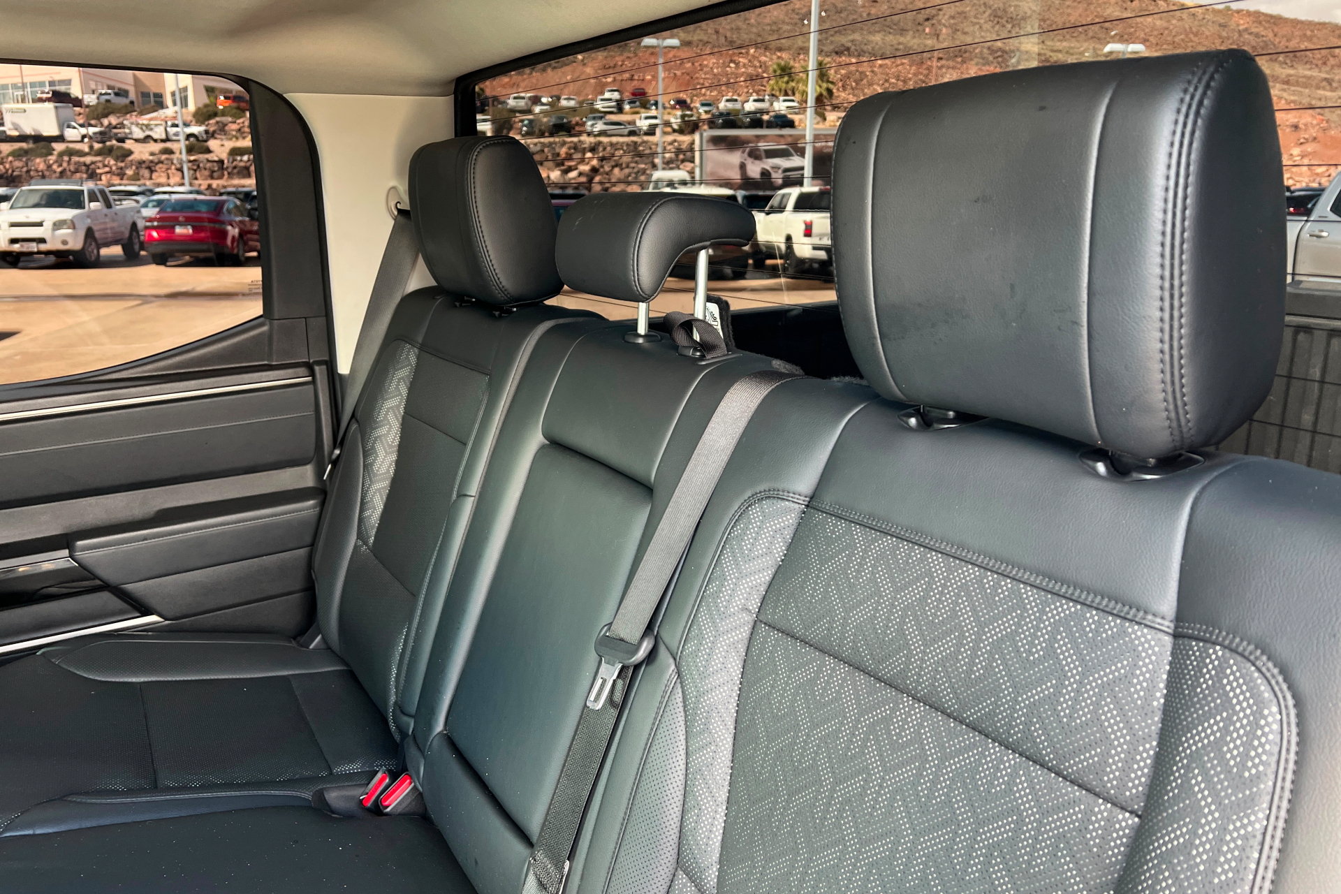 Used 2024 Toyota Tundra Limited AWD/4WD image 21