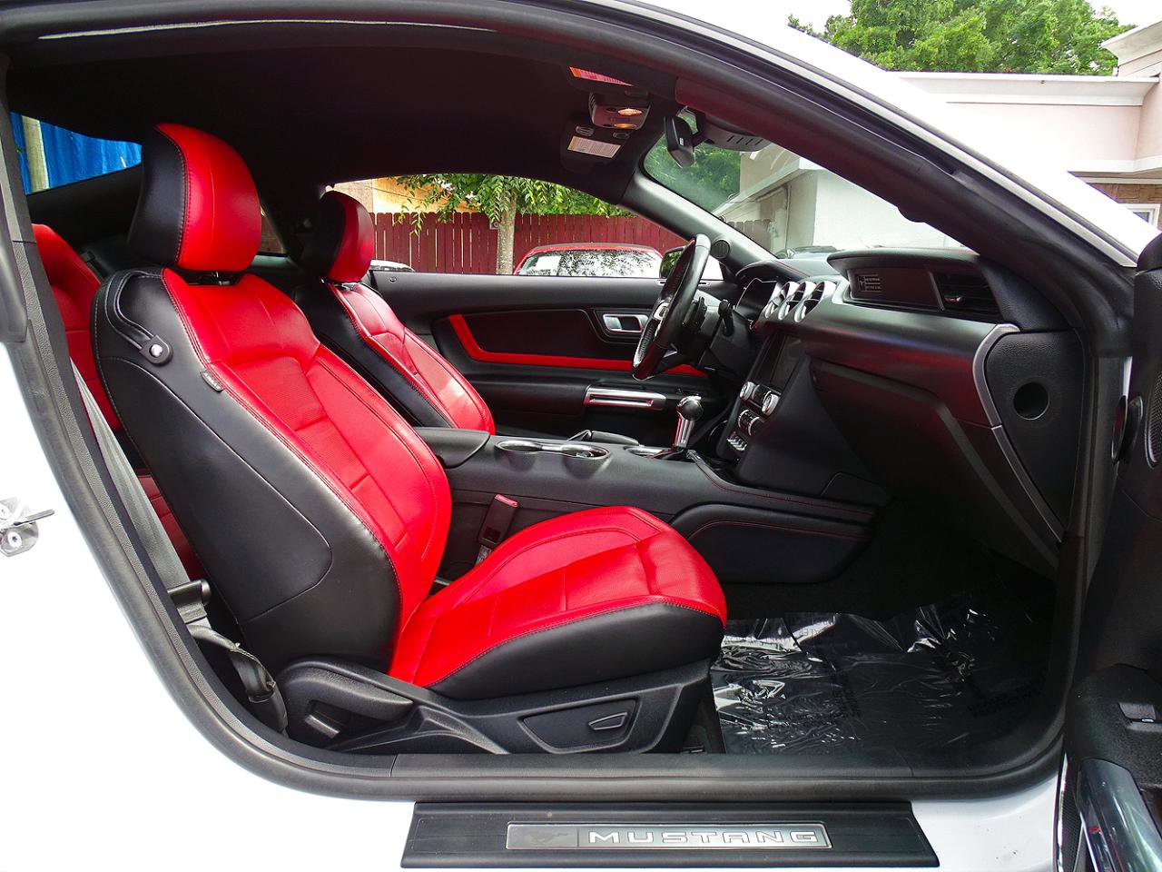 Used 2020 Ford Mustang GT Premium w/ Equipment Group 401A RWD image 35