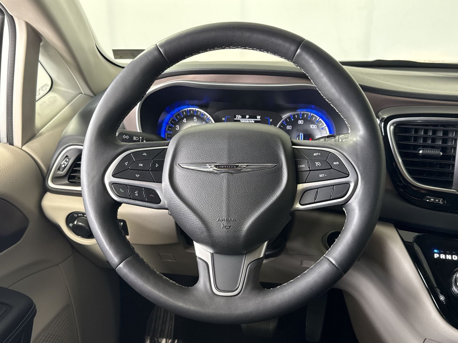 Used 2024 Chrysler Voyager LX FWD image 16