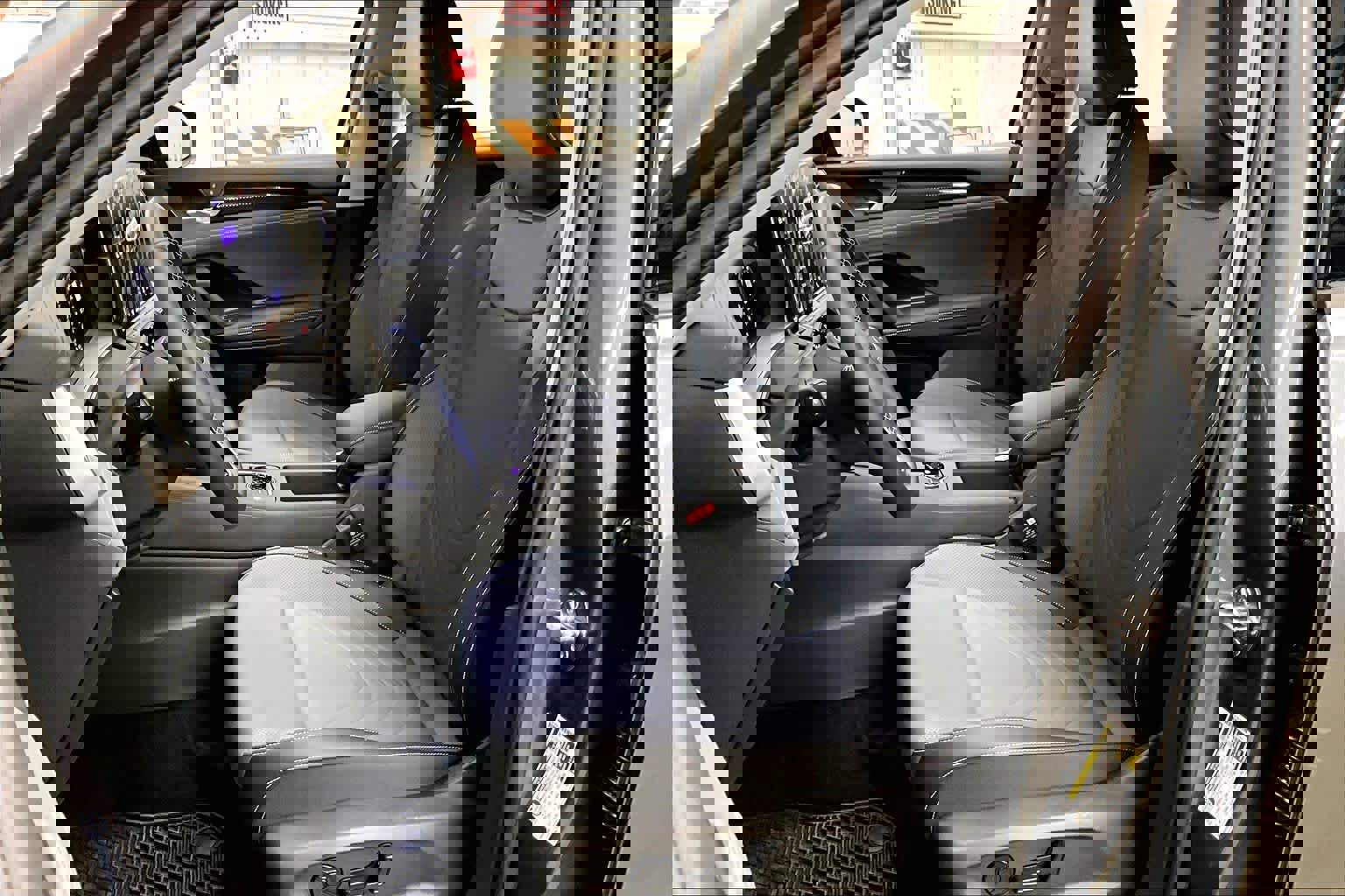 New 2026 Volkswagen Tiguan SE image 11