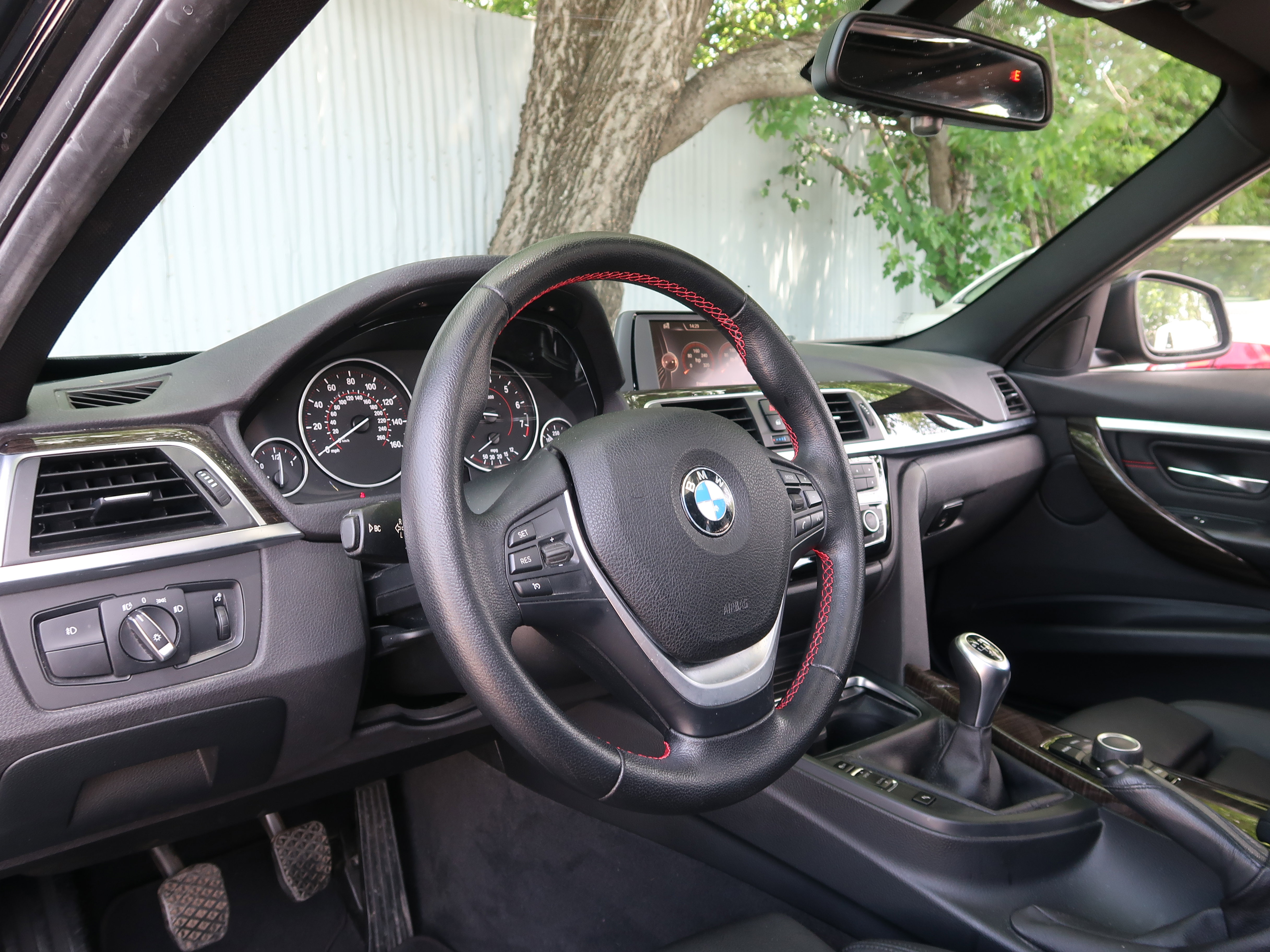 Used 2016 BMW 328i Sedan RWD image 24