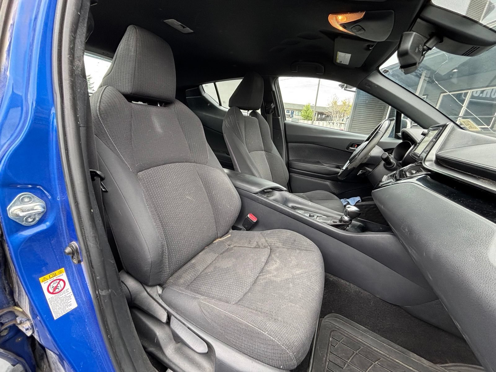 Used 2018 Toyota C-HR XLE FWD image 13