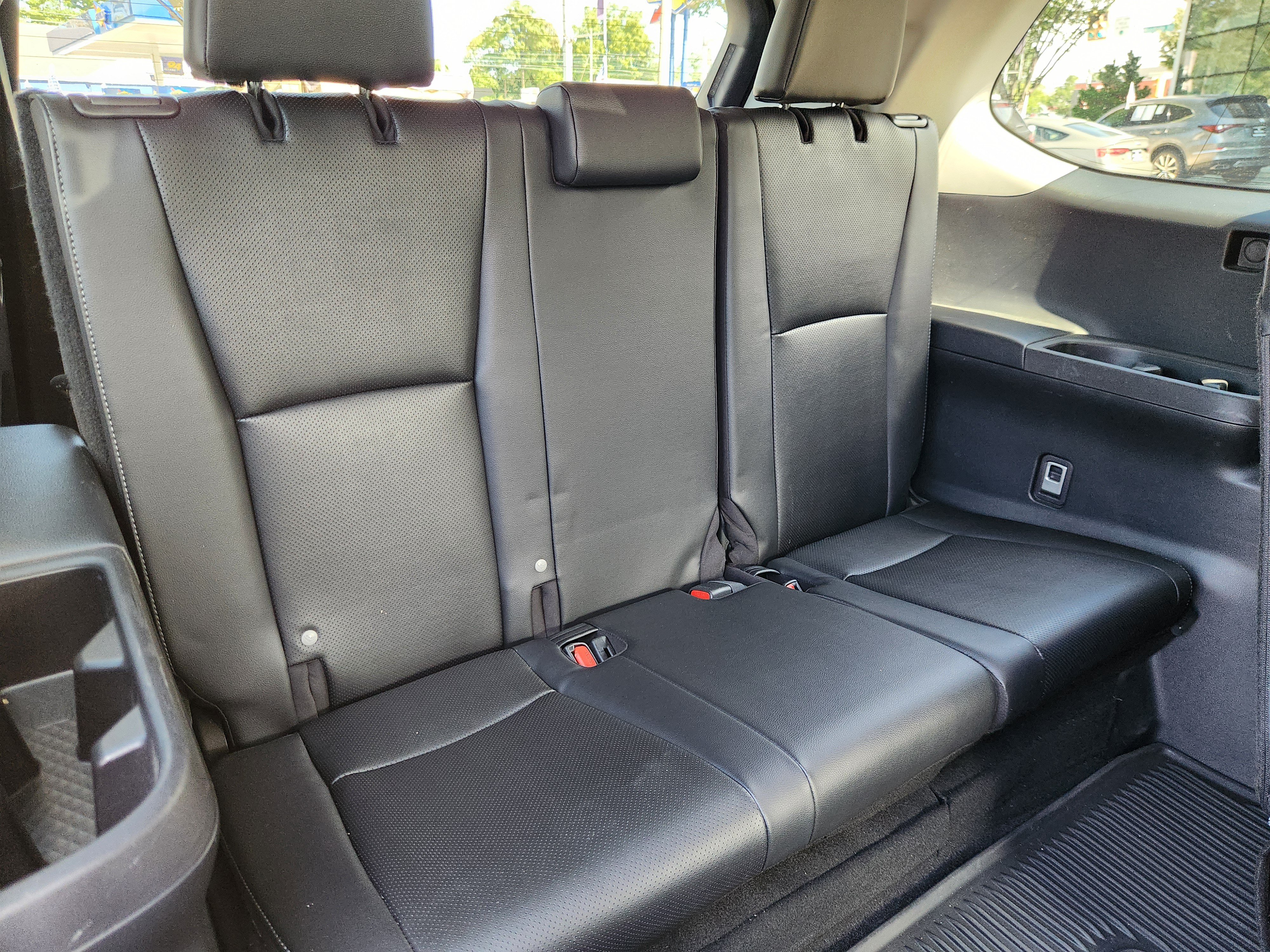Used 2024 Toyota Grand Highlander AWD image 16