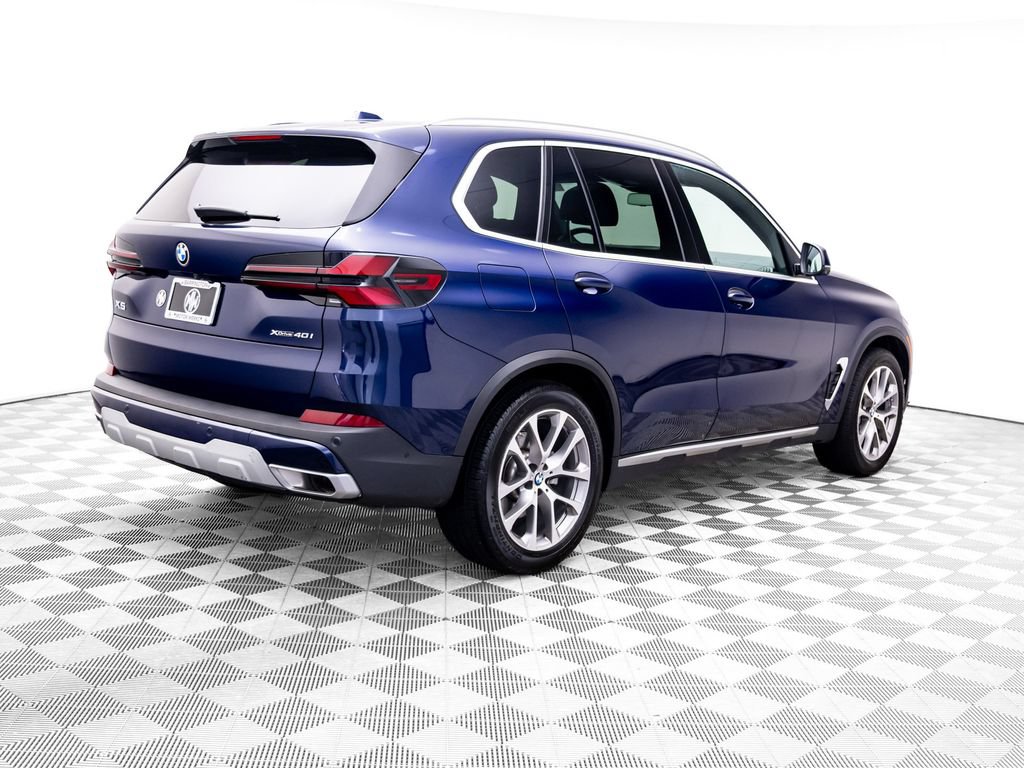 Used 2024 BMW X5 xDrive40i w/ Premium Package AWD/4WD image 5