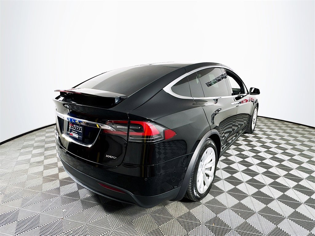 Used 2018 Tesla Model X 100D image 7