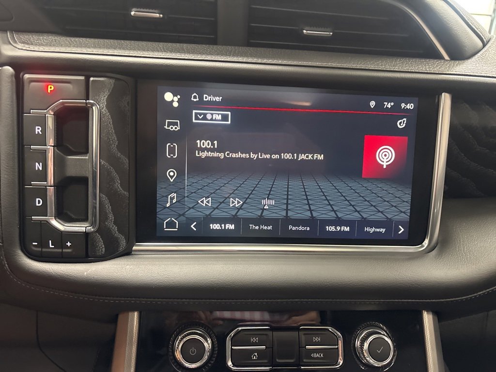 Used 2024 GMC Yukon XL Denali image 38