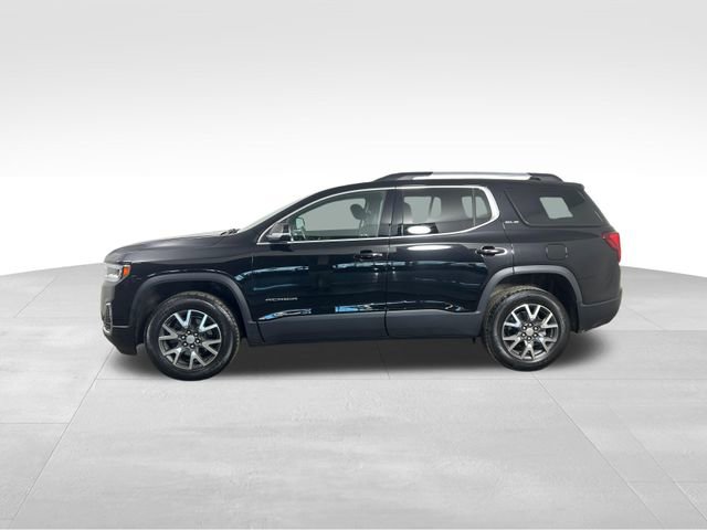 Used 2023 GMC Acadia SLE w/ Driver Convenience Package image 3