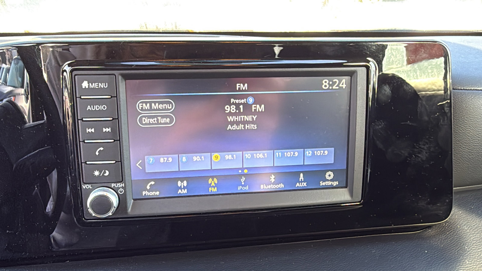 Certified 2025 Nissan Kicks S image 13