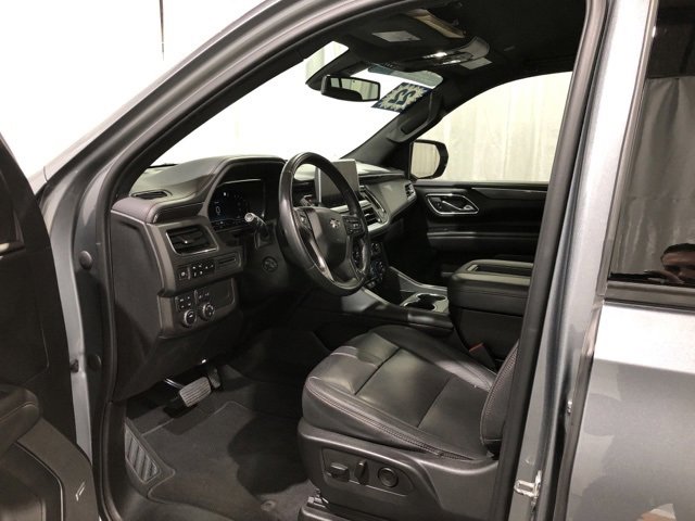 Certified 2022 Chevrolet Suburban RST w/ Sport Performance Package image 7