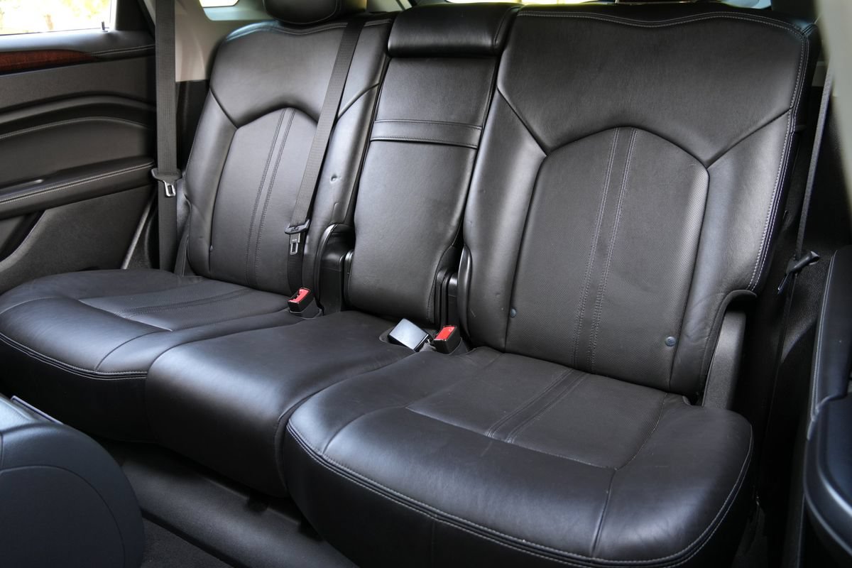 Used 2013 Cadillac SRX Luxury w/ Driver Awareness Package FWD image 13