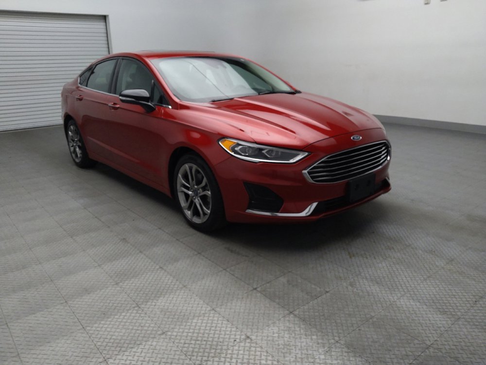 Used 2020 Ford Fusion SEL FWD image 13
