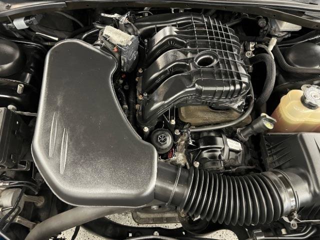 Used 2020 Dodge Challenger SXT RWD image 37