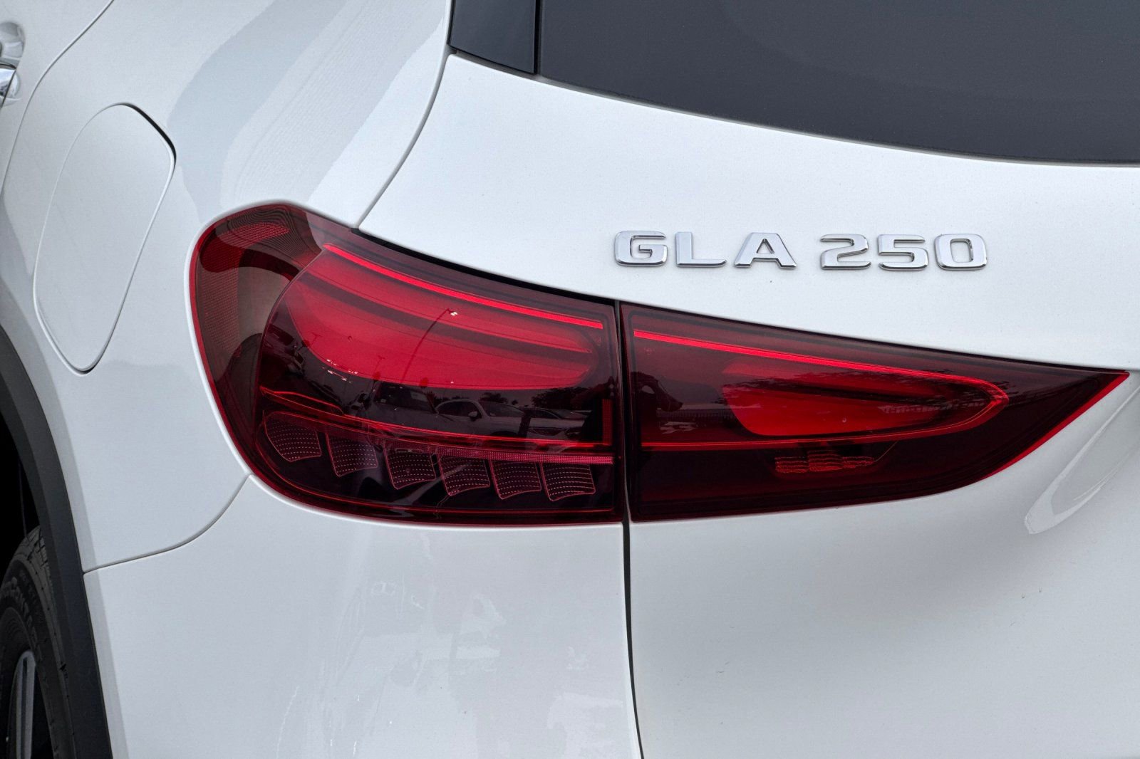 Certified 2025 Mercedes-Benz GLA 250 image 33