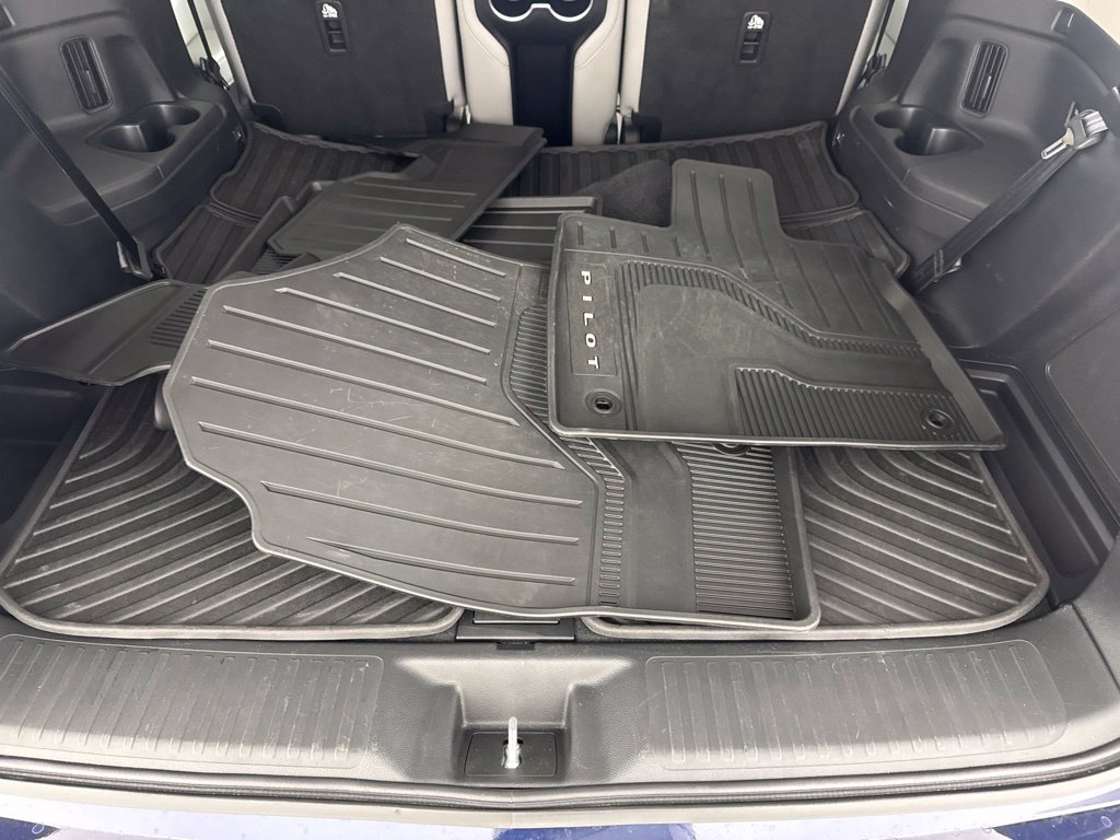 Certified 2025 Honda Pilot Touring image 33
