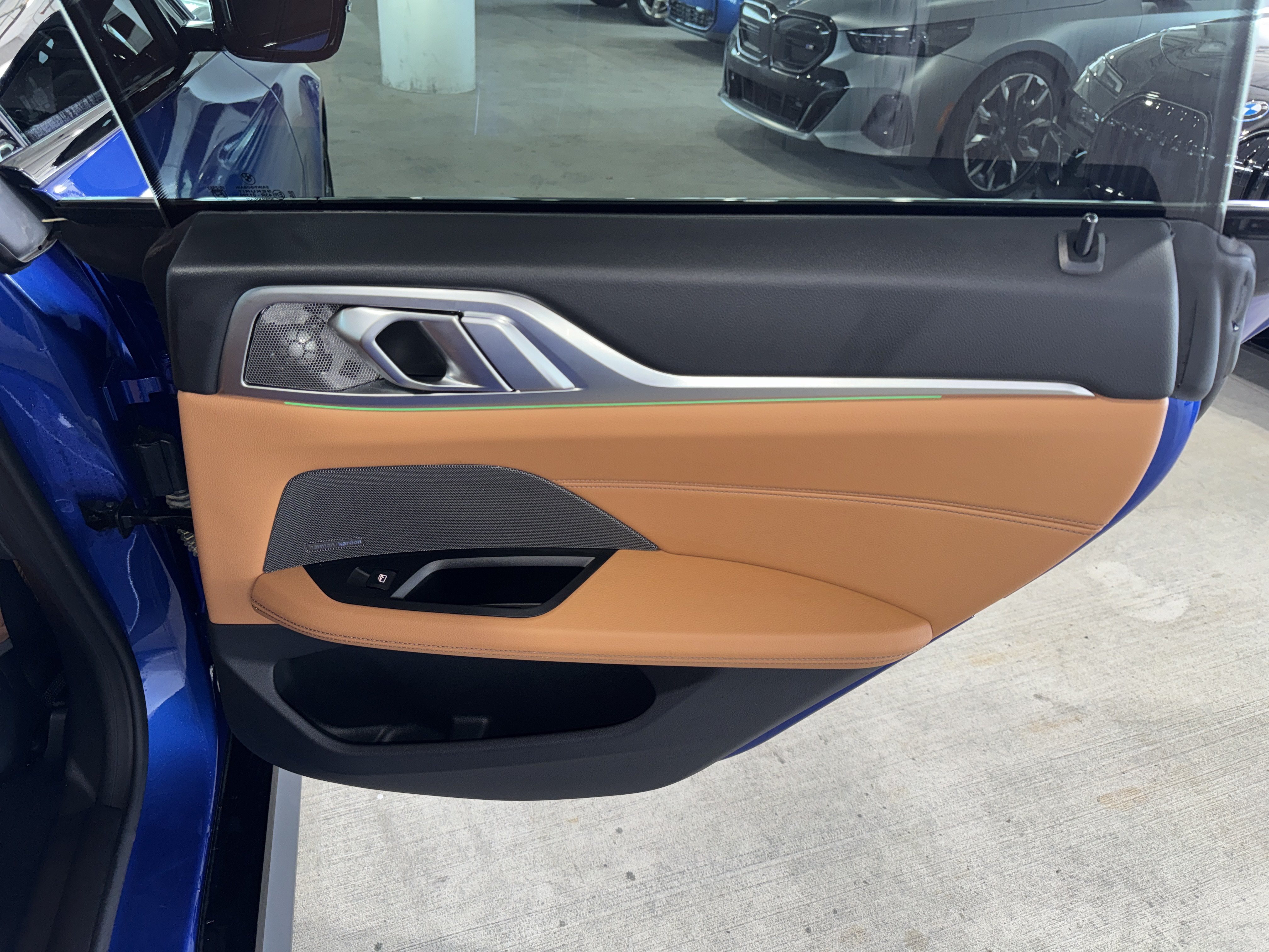 Used 2025 BMW M440i RWD image 11