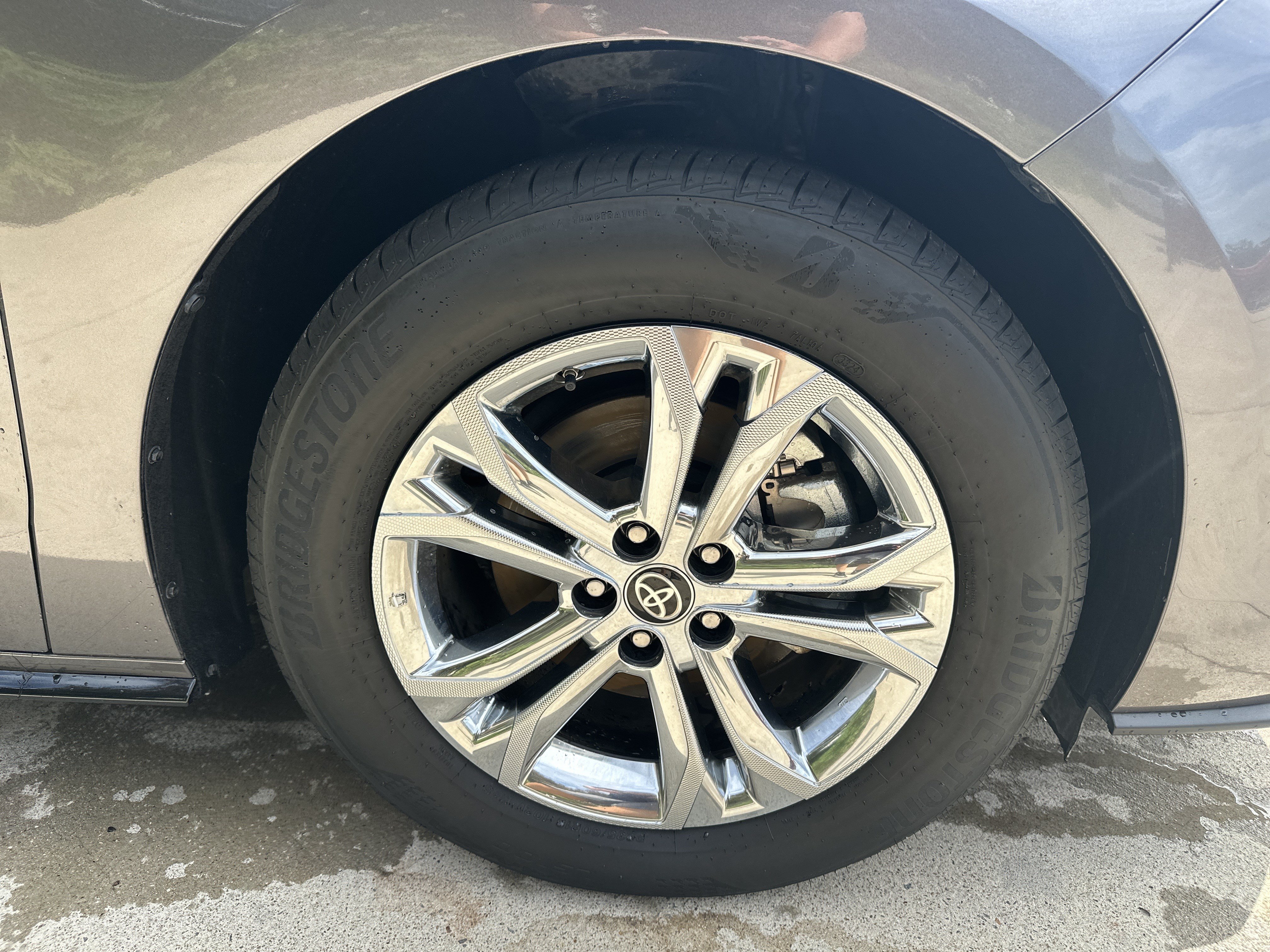 Certified 2024 Toyota Sienna Platinum AWD/4WD image 33