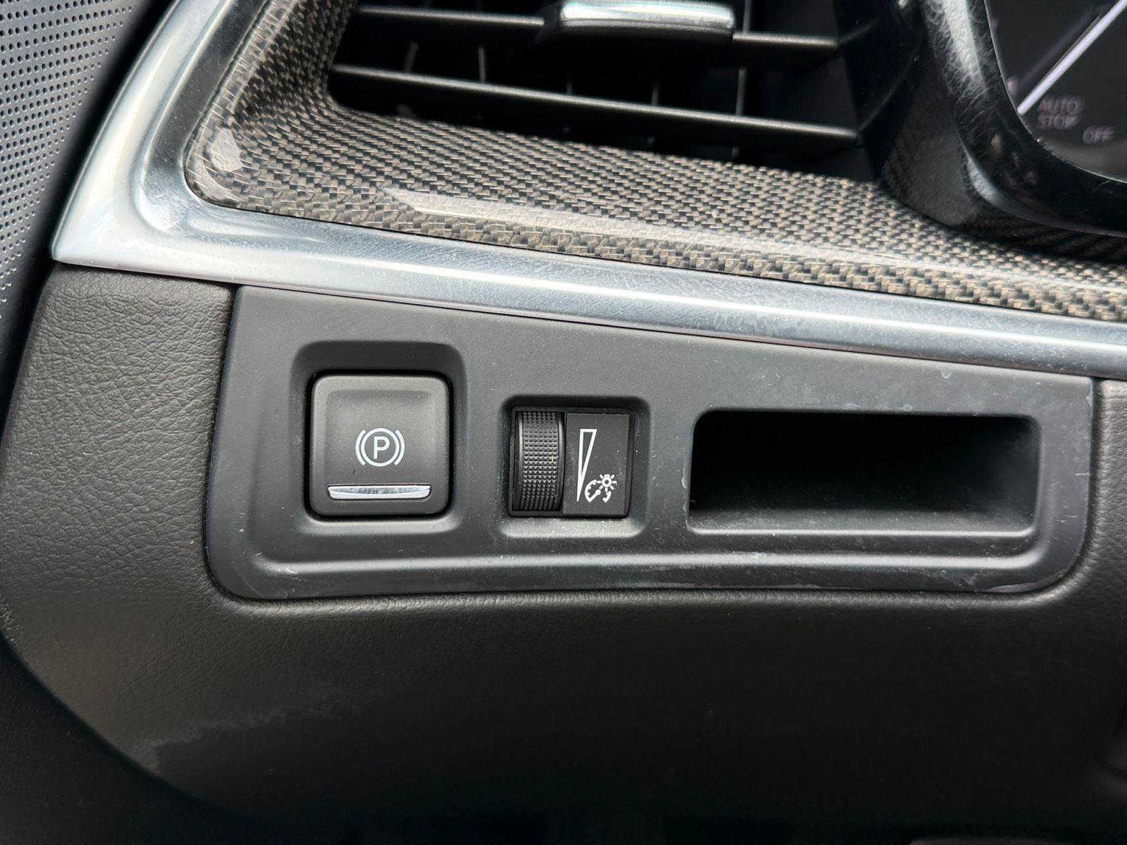Used 2023 Cadillac XT5 Sportv w/ LPO, Floor Liner Package AWD/4WD image 25