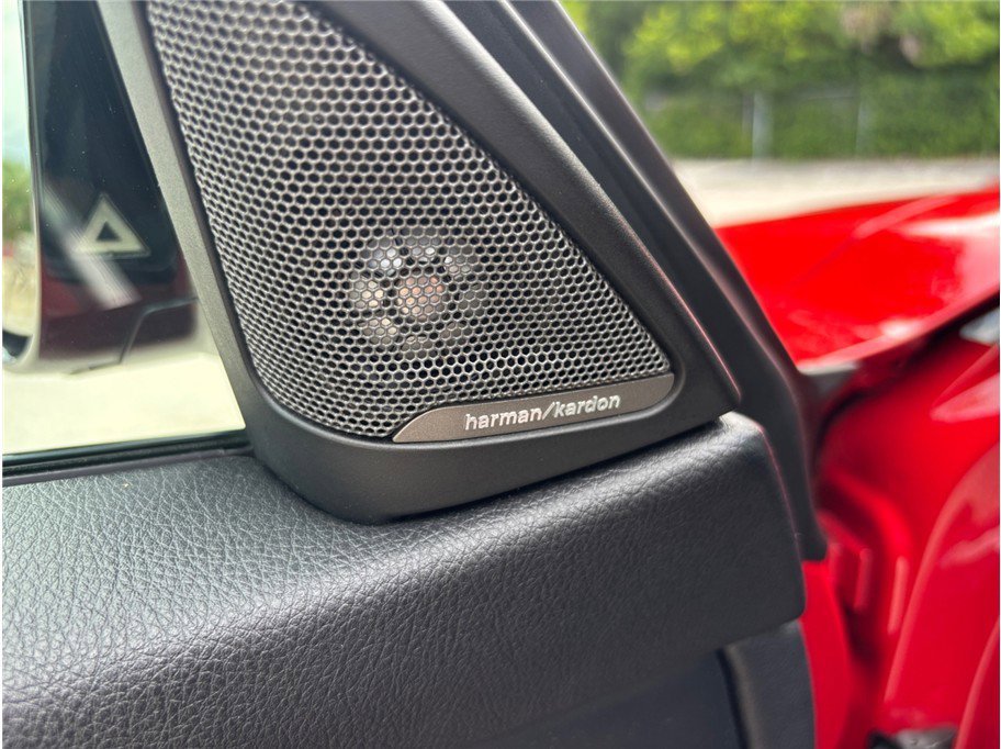 Used 2020 BMW M4 Convertible w/ Competition Package image 27