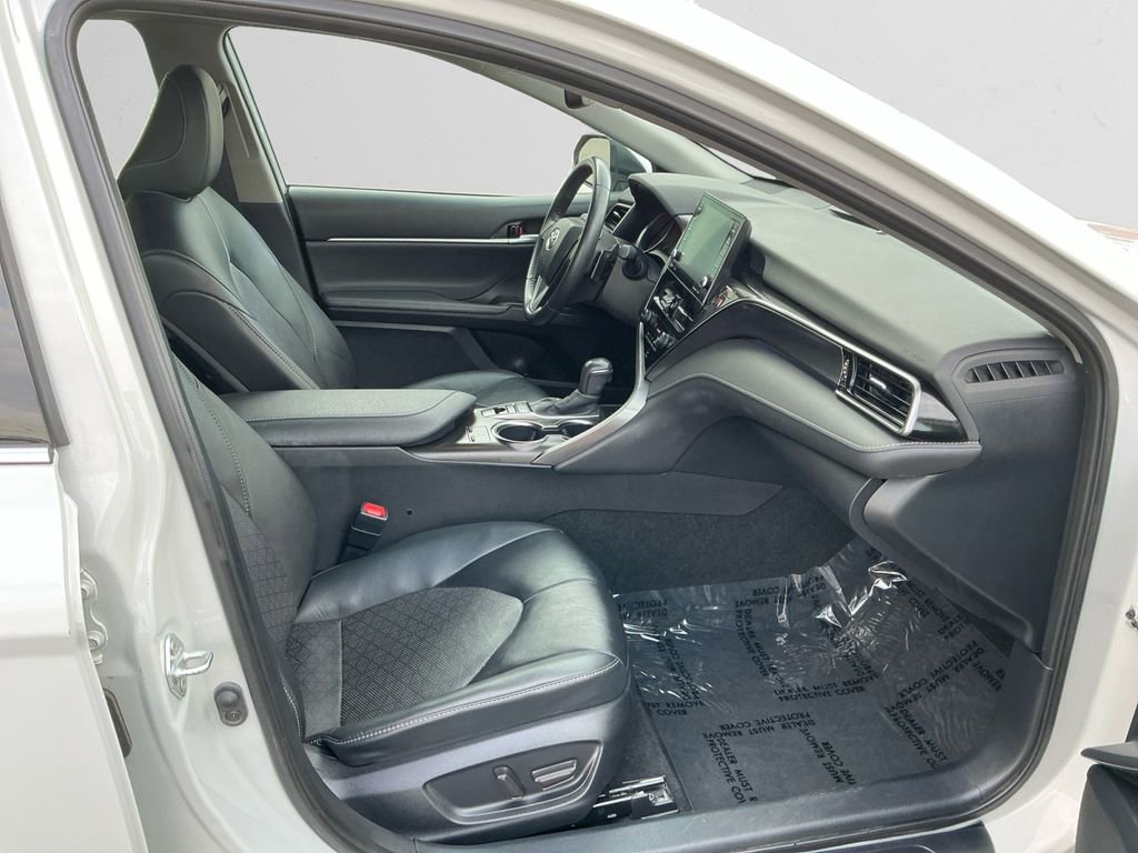 Used 2024 Toyota Camry XSE image 15