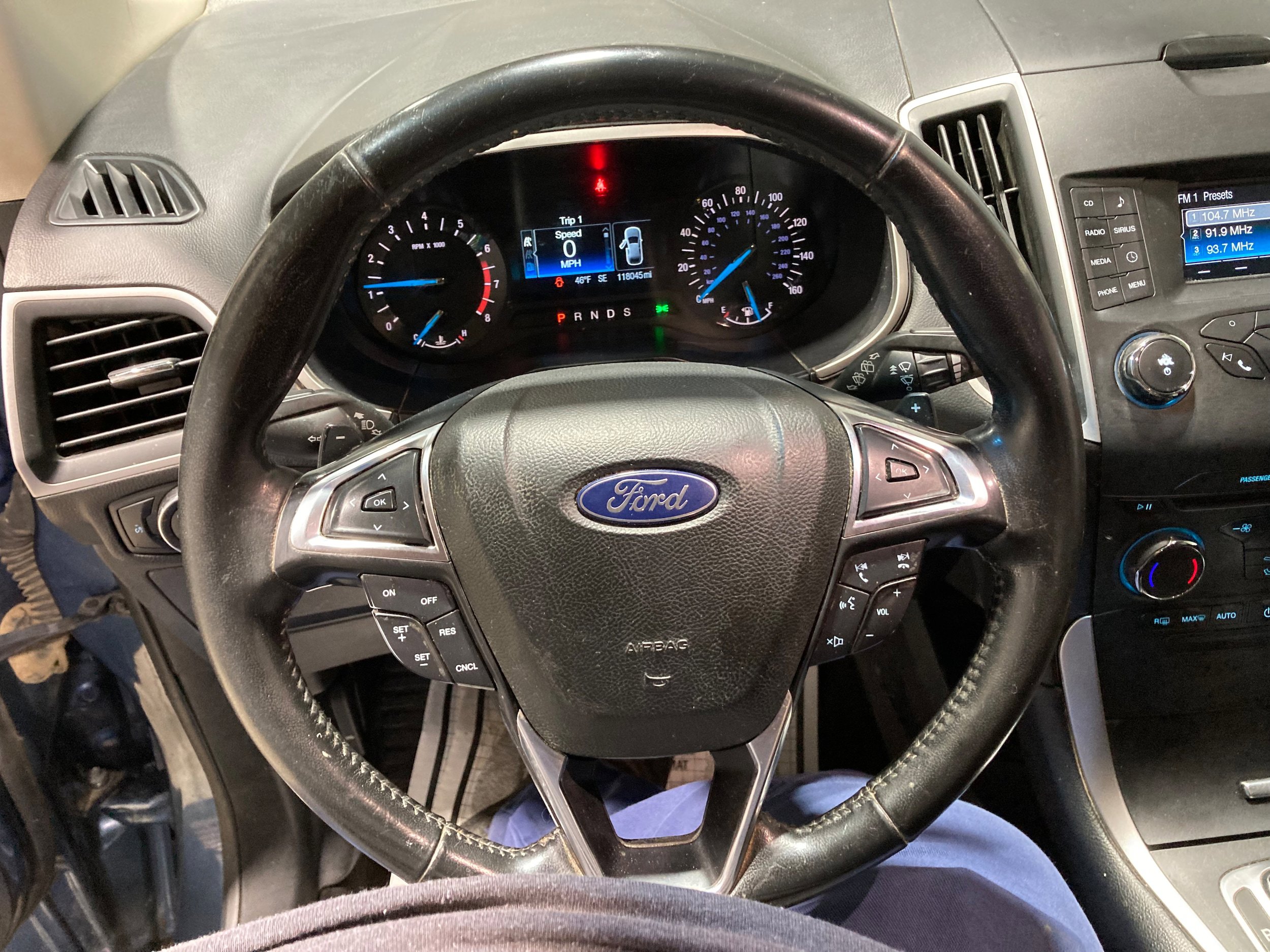Used 2018 Ford Edge SEL w/ Class II Trailer Tow Package AWD/4WD image 21