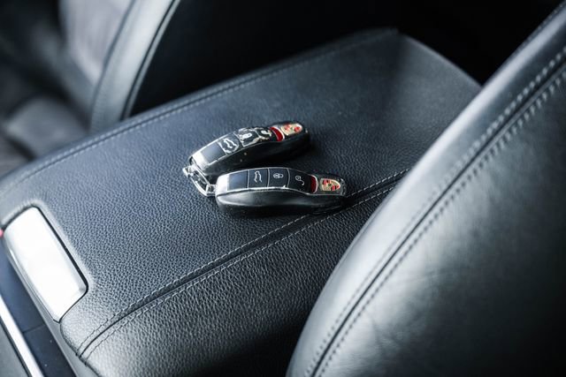 Used 2013 Porsche Cayenne GTS AWD/4WD image 81