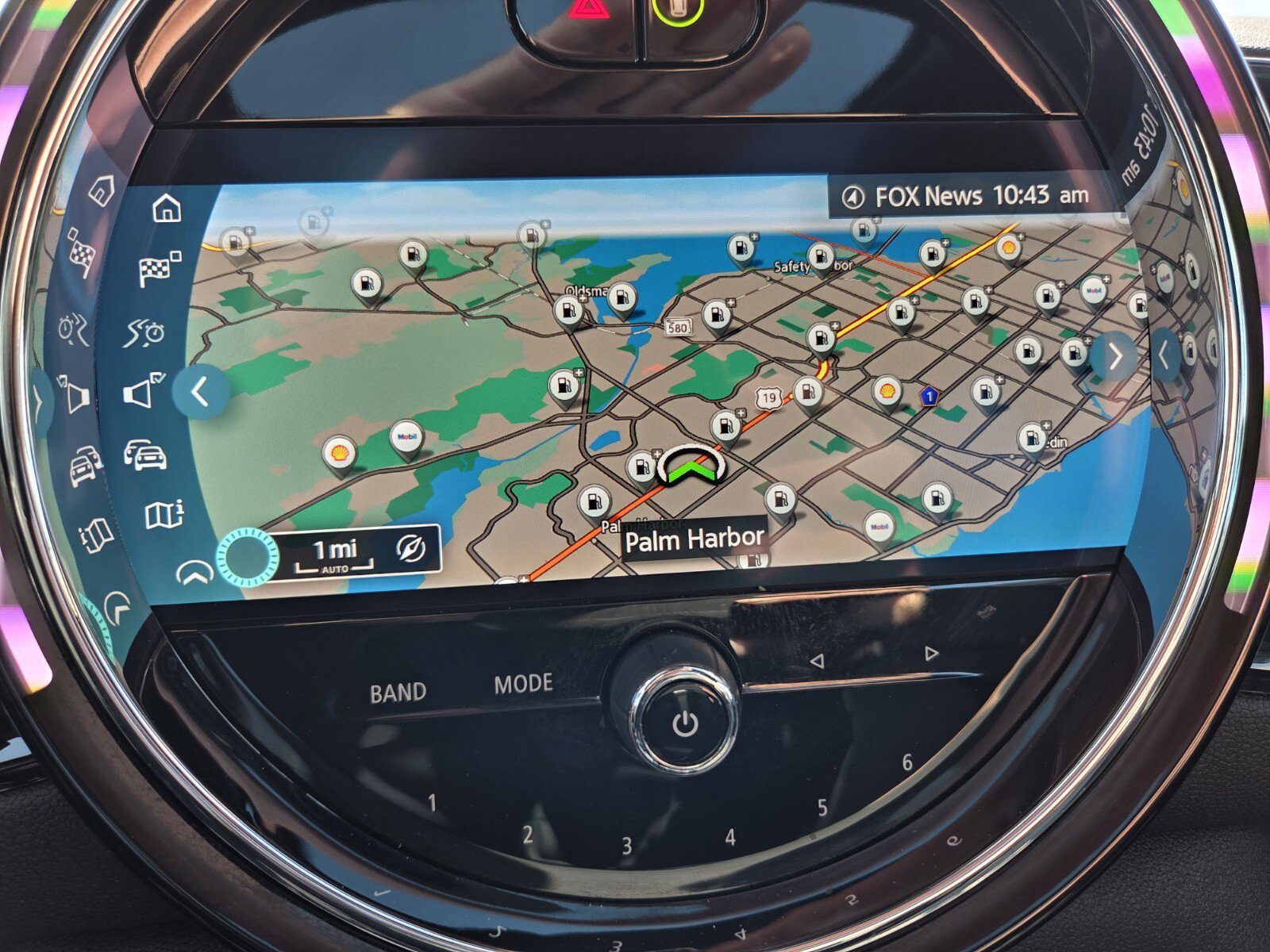 Used 2022 MINI Cooper Clubman S w/ Premium Package image 24