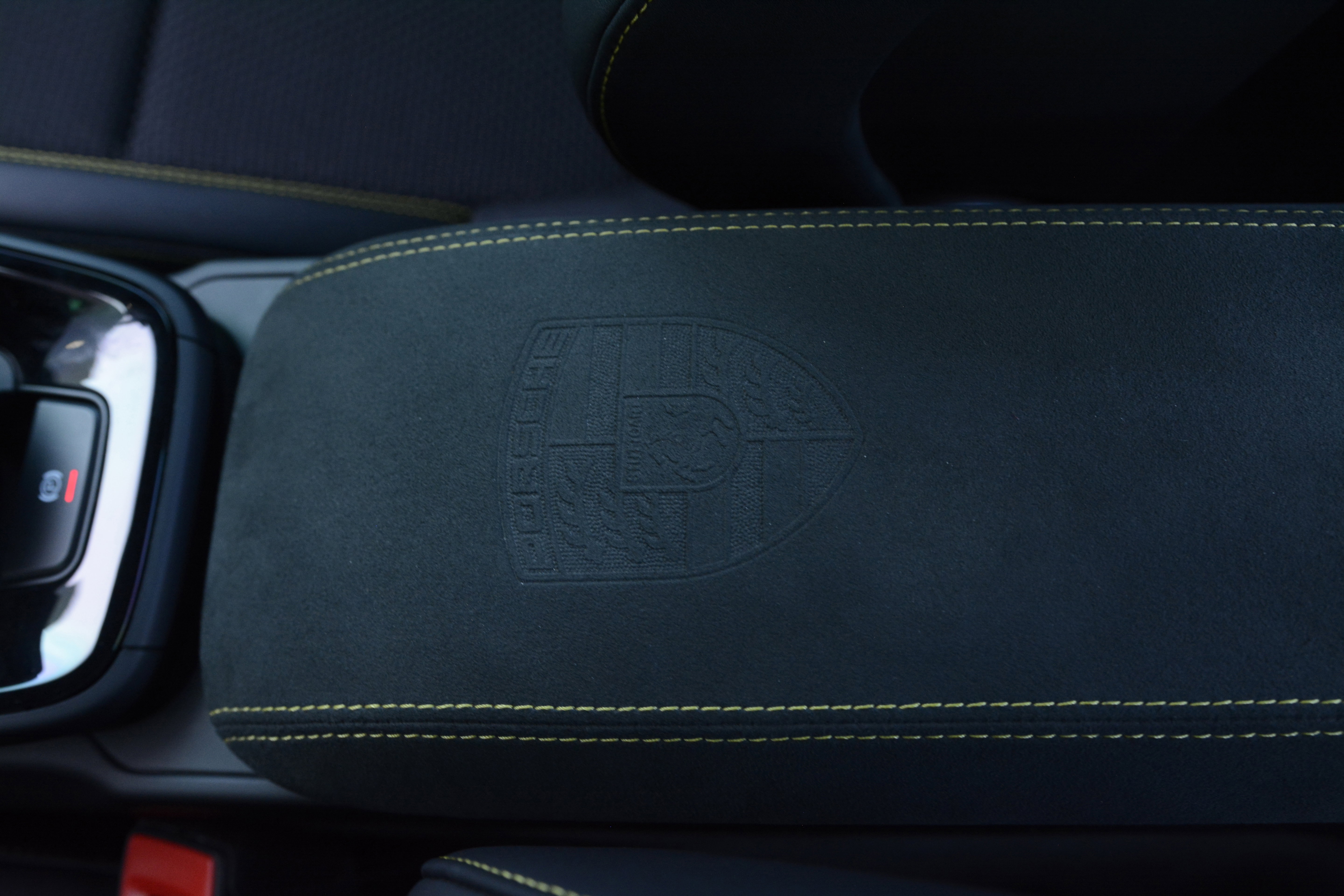 Certified 2024 Porsche 911 Carrera T image 38