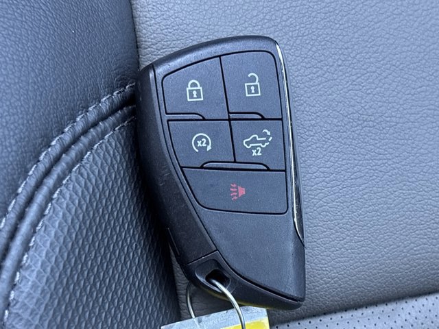 Used 2025 Chevrolet Silverado 2500 ZR2 w/ Technology Package image 46