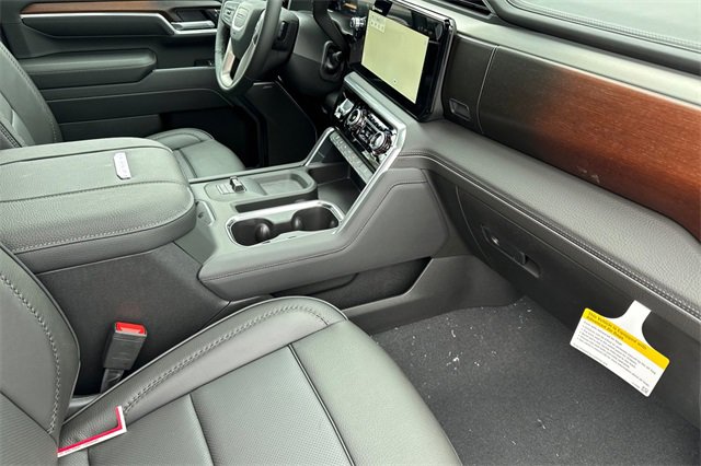 New 2026 GMC Sierra 2500 Denali w/ Denali Reserve Package image 17
