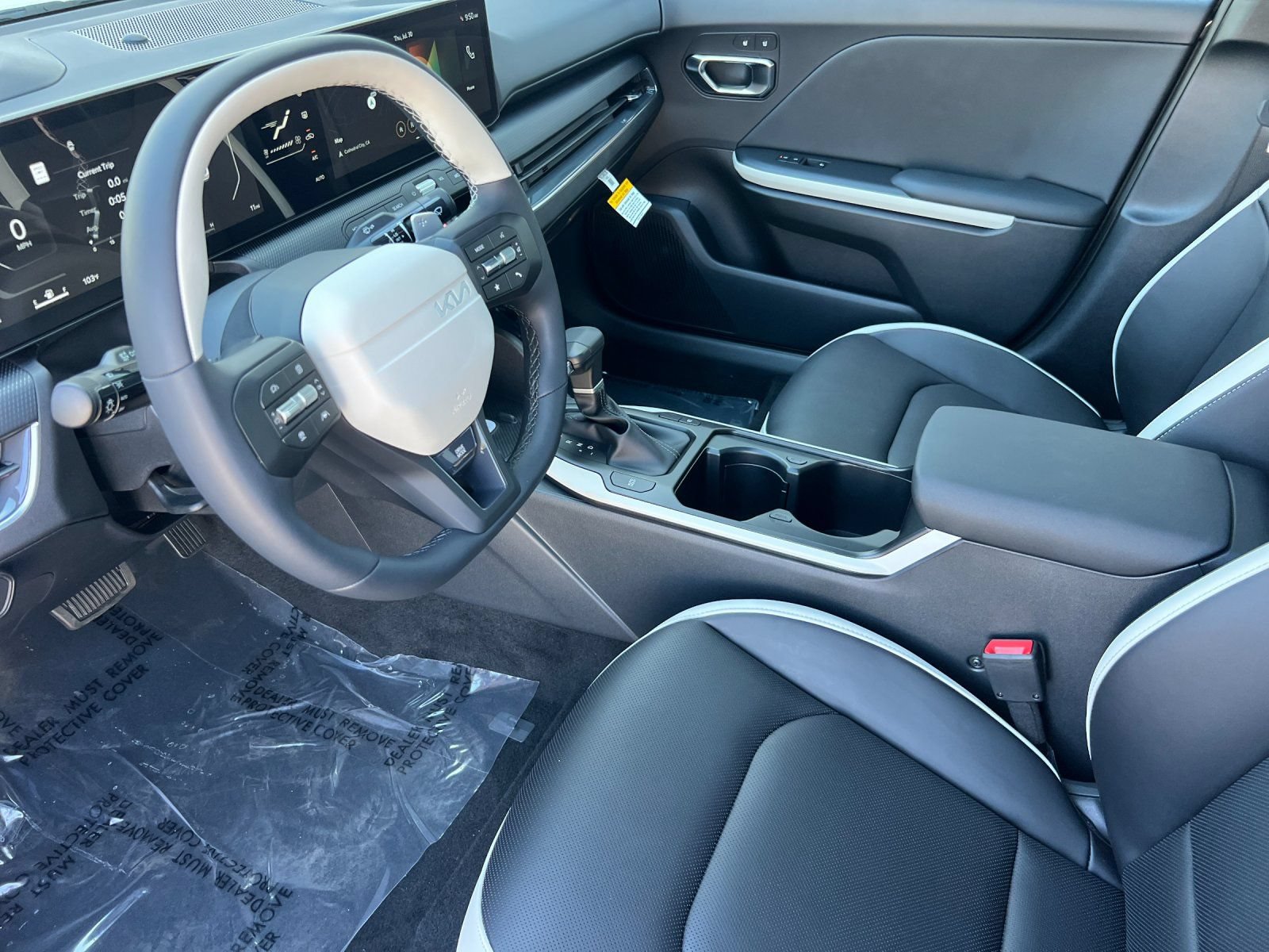 New 2026 Kia K4 EX w/ GT-Line Premium Package FWD image 9