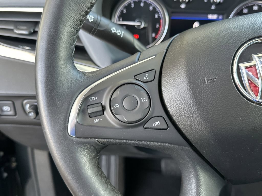Used 2021 Buick Enclave Essence FWD image 20