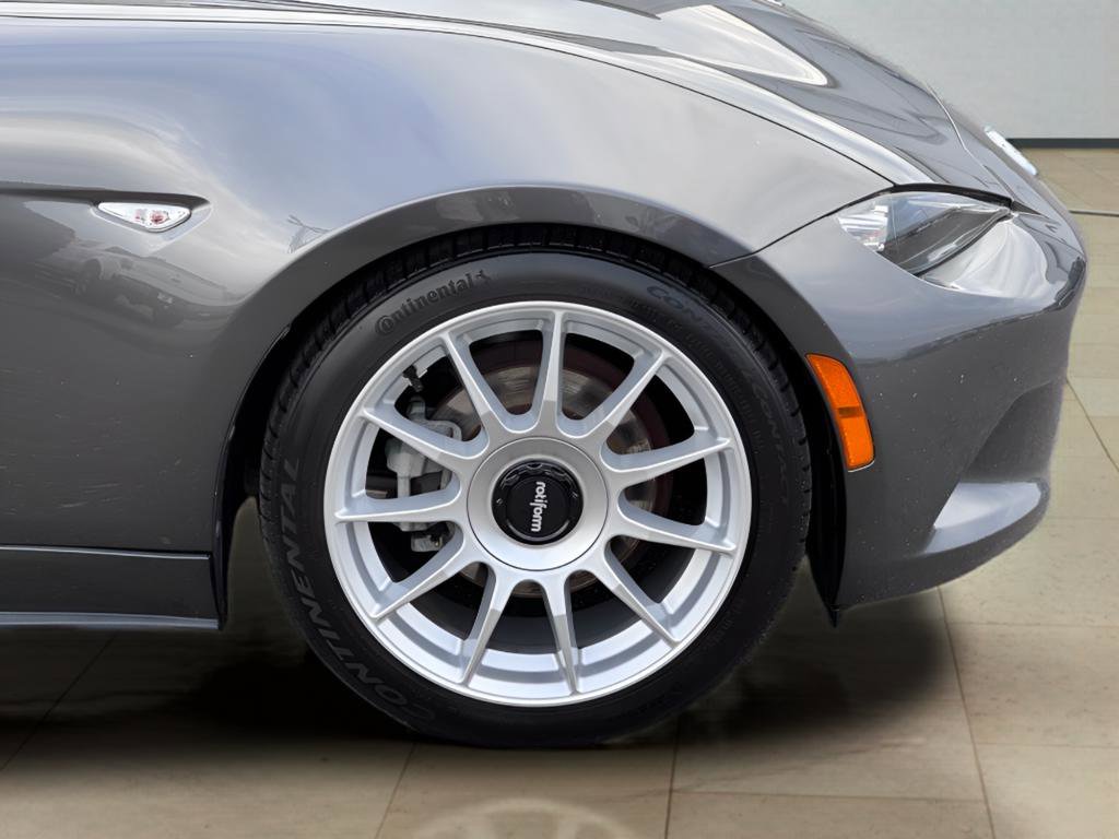 Used 2017 MAZDA MX-5 Miata RF Grand Touring image 37
