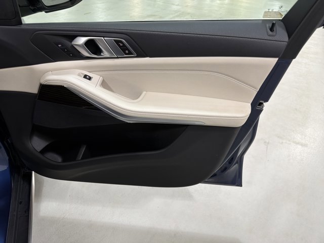 Used 2021 BMW X5 sDrive40i w/ Premium Package 2 image 38